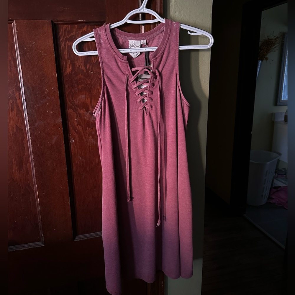 Light maroon dress